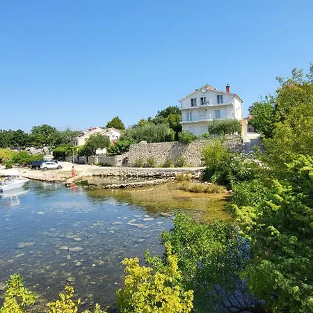 Vrulja Homestay szállás